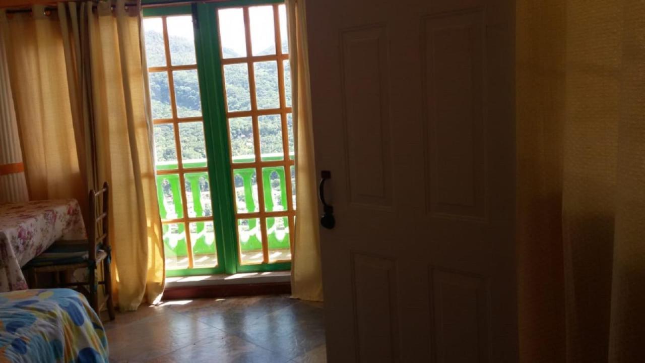 Villa Des Pitons Soufrière Eksteriør billede